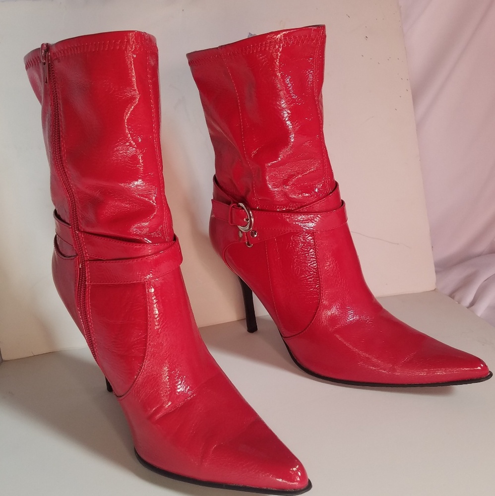 Red boots sz 11
